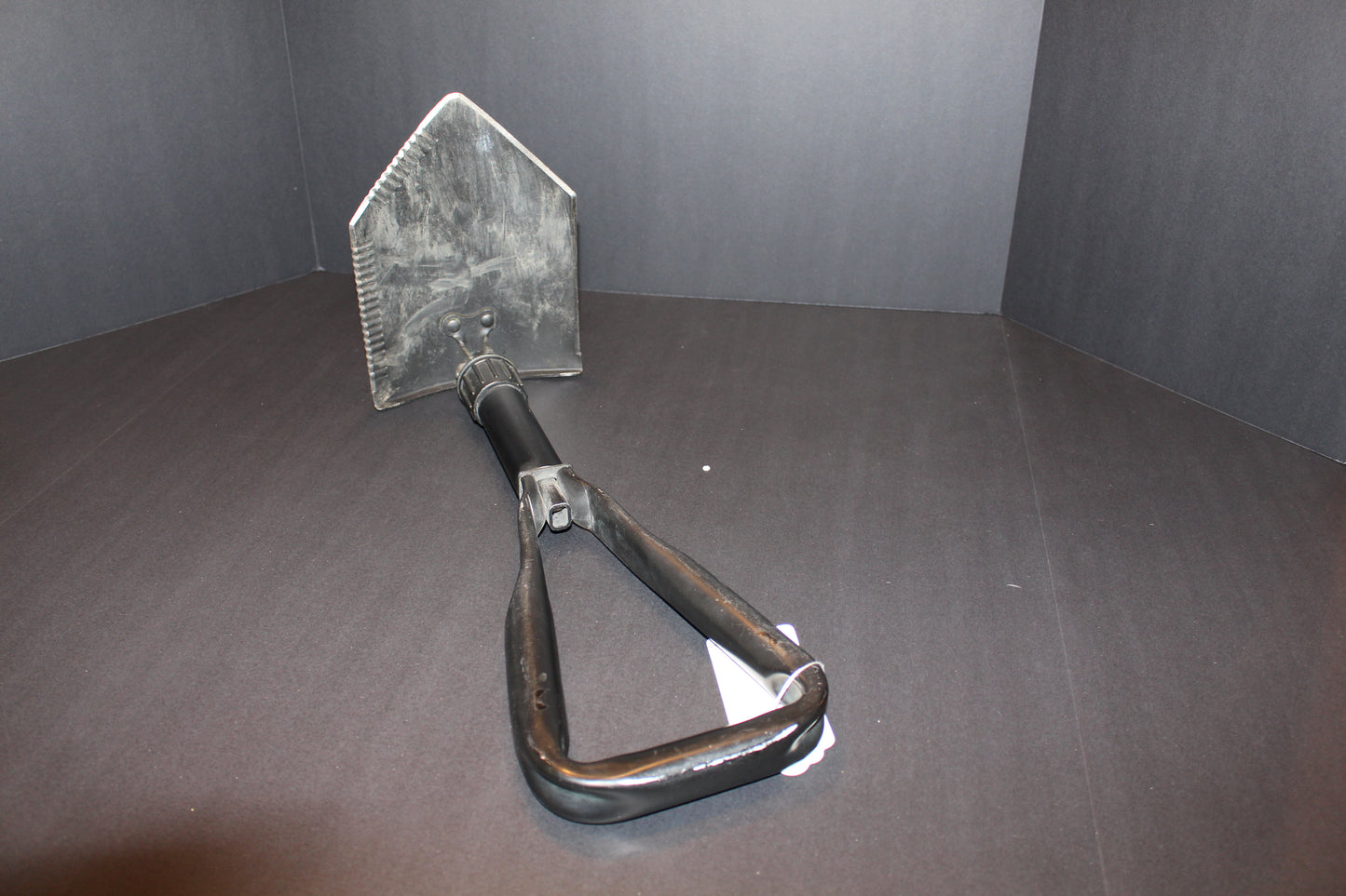 Entrenching Tool -Tri-fold Shovel- USGI