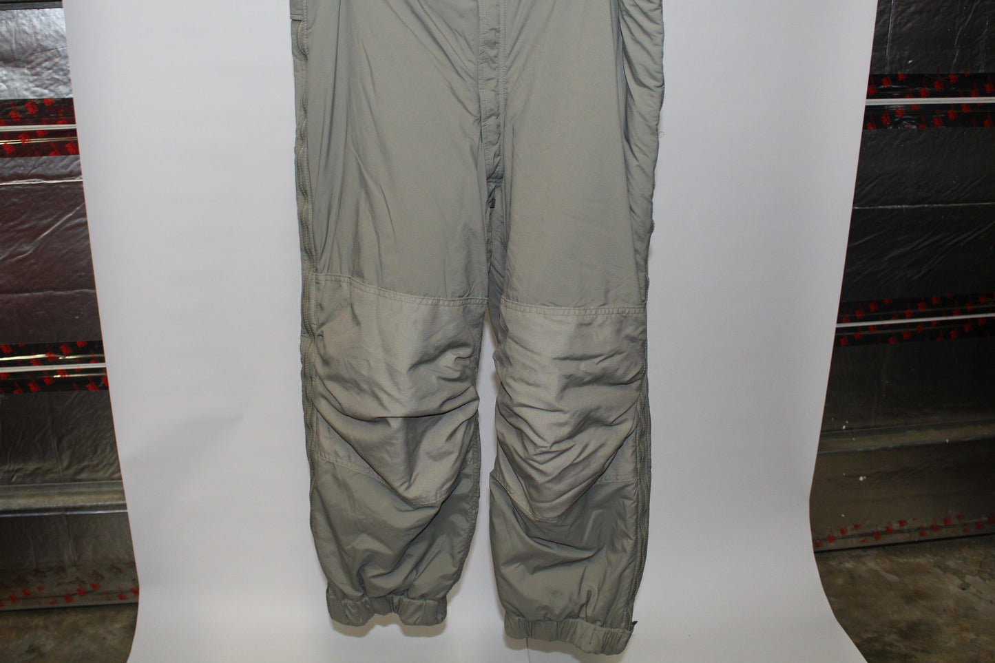 Trousers, Extreme Cold Weather, USGI, Olive Green, M Regular